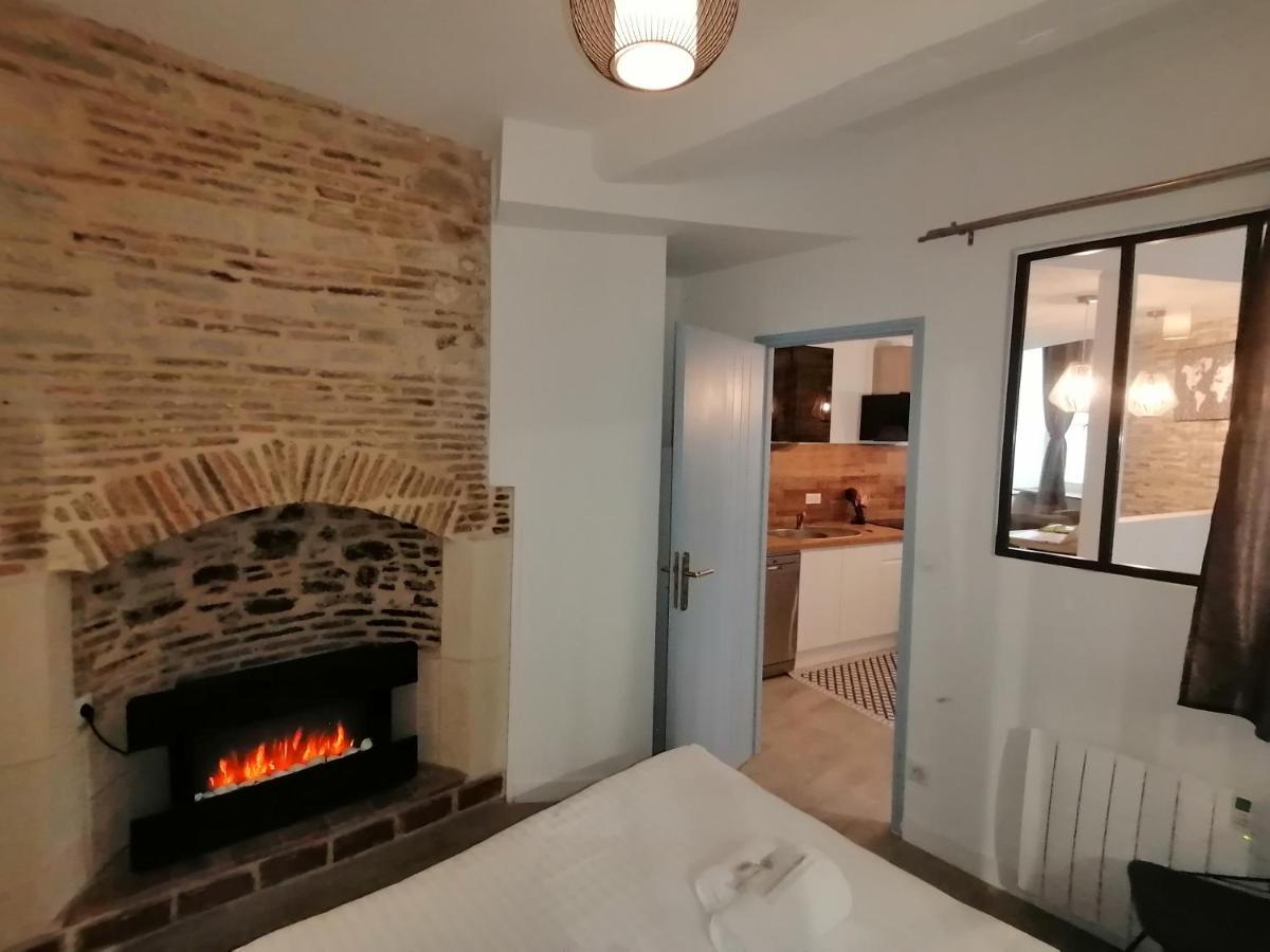 Apartament Le Vieux Laval Laval  Zewnętrze zdjęcie