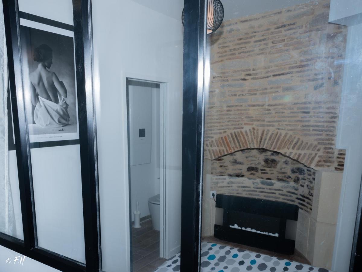 Apartament Le Vieux Laval Laval  Zewnętrze zdjęcie